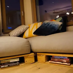 Piso Acogedor Y Moderno Con Garage En Centro Puigcerdà